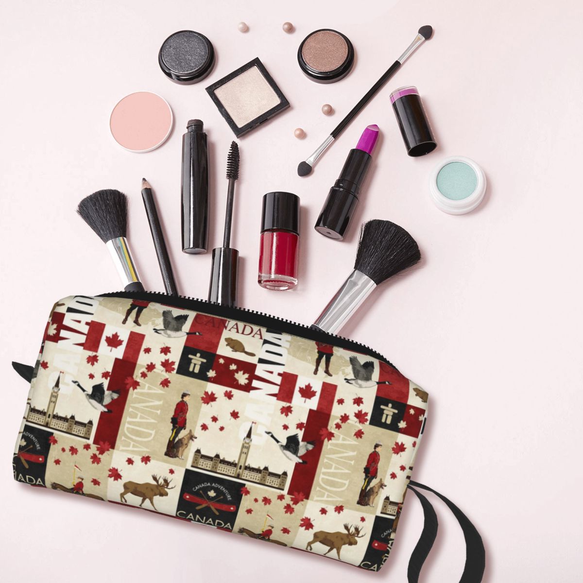 Piórnik z flagą Kanady, motyw  – Women Bags Canada recenzja i cena