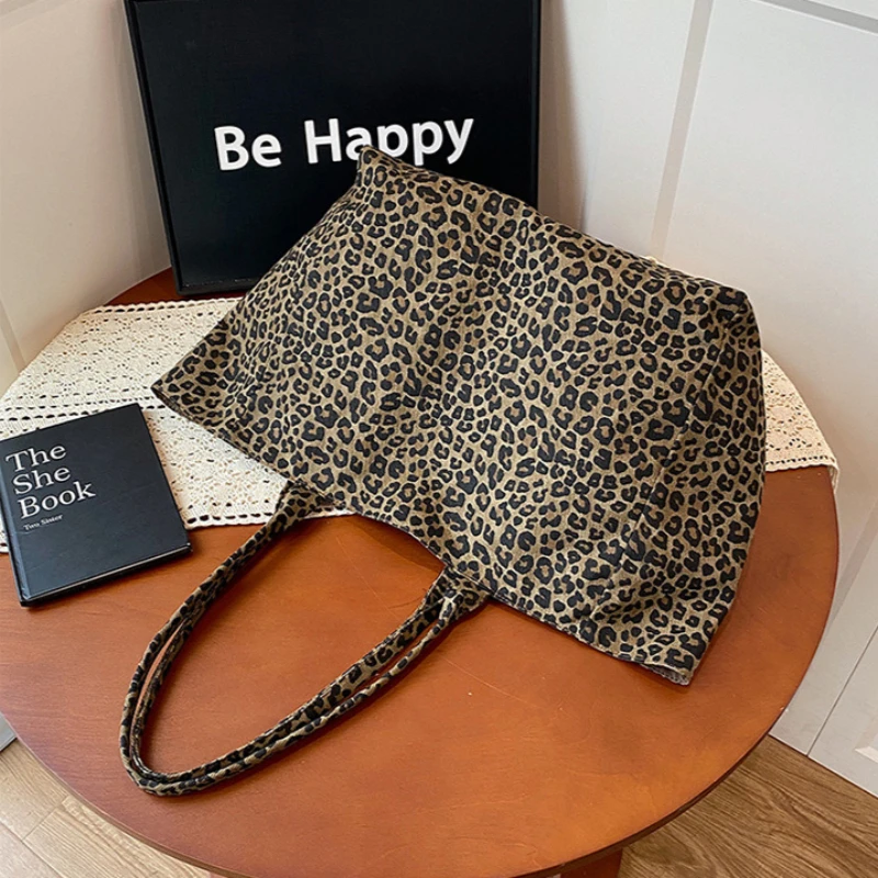 Modna torba typu tote z wzorem – Women Bags Aldo recenzja i cena